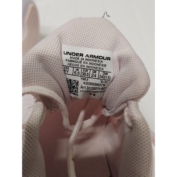 Under Armour Charged Pursuit 3 Grade Running shoes pink Size 6 - Picture 4 of 6